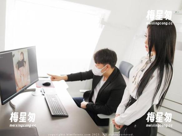 旗袍+网盘=Bomi(普美)的绝美公式，快来下载试试！-梅星匆
