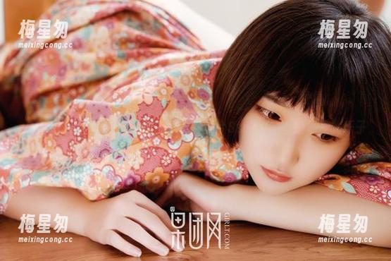 GIRLT果团网 - 高清黑白——何梦兮Stacy的自拍集里找乐子-梅星匆