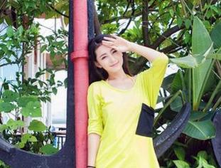 IMiss爱蜜社 - 当小热巴遇上JK，无圣光加持，想必会引发一阵‘撞脸’风潮？