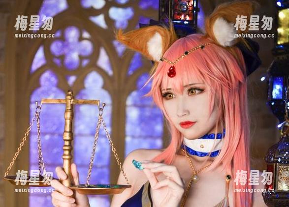 飞翔的少女——原图中的KaYa萱，哪个男孩不会心动？-梅星匆