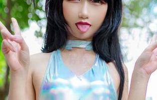 KuukoW精选：可爱又随性的‘小红’早已把我妥妥俘获