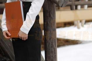 MFStar模范学院 - 程程CC的私拍：夏日套图——让花草都感到脸红