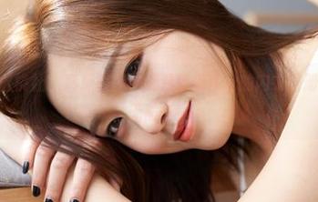 MiiTao蜜桃社 - 高糖提醒：观看琉璃lily的内衣图册，内心毫无防备！