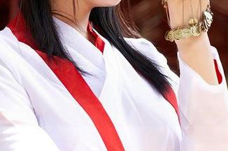 MiiTao蜜桃社 - 缇娜美Tinami的白衬衫，下载图片的时候一直纠结：这件衣服会不会让我看上去很“干净”？