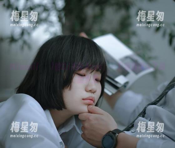 Mimmi(밈미)的DJAWAcos，一只狐狸闯入了我的梦里-梅星匆