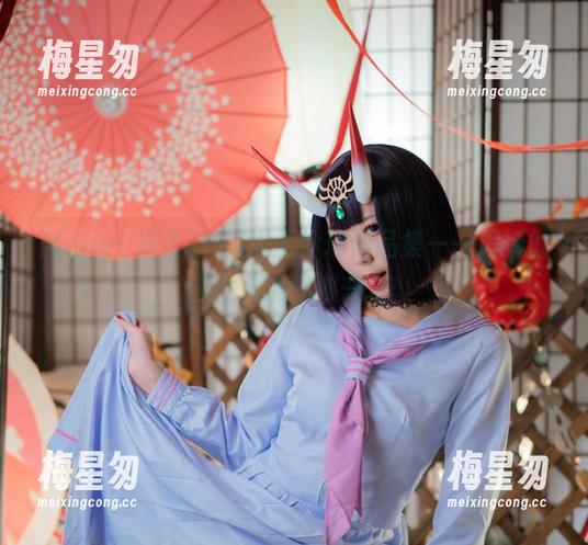 Money冷冷的95式玉玲珑作品集——清冷的美也能撩人,吧?-梅星匆 Money冷冷的95式玉玲珑作品集——清冷的美也能撩人,吧?-梅星匆