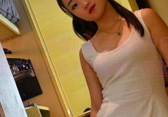 PANS写真 - 甜馨的水手制服图包更新，不知道为什么我总想搭配一副墨镜？