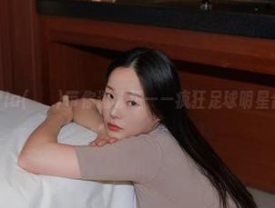 看Pia(피아)带你逛球场——疯狂足球明星合集