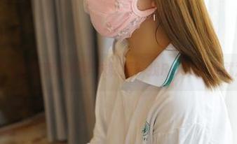 想看甜美又清新的嫩学妹制服？找ROSI图库就对了！