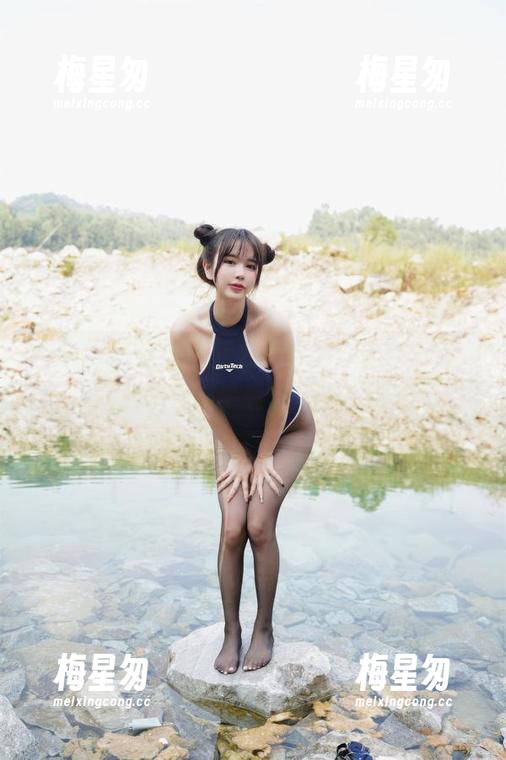 Tina很妖孽呀的短发女特工,资源不错,但表情中似乎透着一丝不屑。-梅星匆 Tina很妖孽呀的短发女特工,资源不错,但表情中似乎透着一丝不屑。-梅星匆