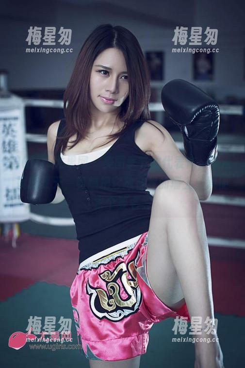 UGirls尤果网 - 美图季节的代表作,杨漫妮的夏天,真想把它放在我的墙上,顺便求个签名。-梅星匆 UGirls尤果网 - 美图季节的代表作,杨漫妮的夏天,真想把它放在我的墙上,顺便求个签名。-梅星匆
