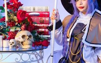 Umeko J的作品：美图里藏着的长腿困惑