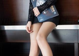 XIAOYU语画界 - 这才是潘朵拉Laa的原图，制服下隐藏的风骚你能猜到吗？