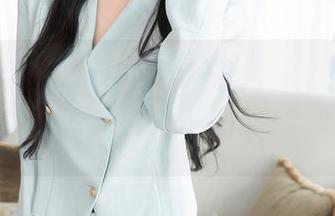Xiuren秀人网 - 紧急发布！孟狐狸FoxYini的美图里有件白衬衫让我想了不少，衣服终于秘而不宣的身世？