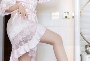 Xiuren秀人网 - 沐言yanyan的吊带图集，定制的不止是衣服，还有我的思绪