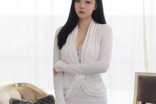 Xiuren秀人网 - 王俪丁小宝贝的兔女郎图包，灵动身姿像微风，一下子我脑海里全是“跳跃”的画面。