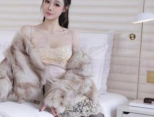 Xiuren秀人网 - 等等，这是一幅纯白的写真，蛋蛋宝的原图带你飞
