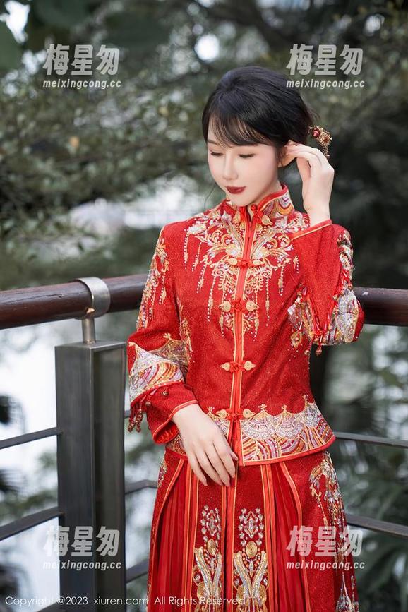 Xiuren秀人网 - 哦?原图中的麦琪绫冰激淋竟然把制服玩出了新花样-梅星匆 Xiuren秀人网 - 哦?原图中的麦琪绫冰激淋竟然把制服玩出了新花样-梅星匆