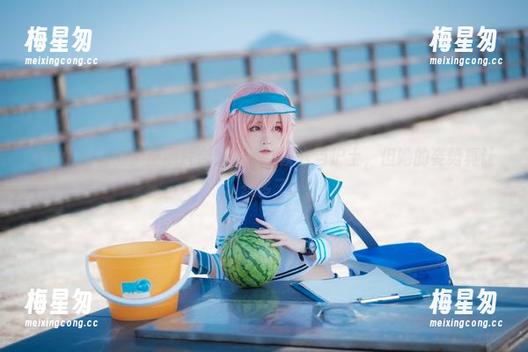 看yui金鱼的护士照片合集，虽然没去当护士，但她的姿势真让人想多了。-梅星匆