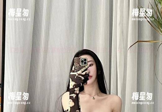 微密圈 - 不爱笑的赛琳的日常,图片都是实力“赛”的求生欲吗?-梅星匆 微密圈 - 不爱笑的赛琳的日常,图片都是实力“赛”的求生欲吗?-梅星匆