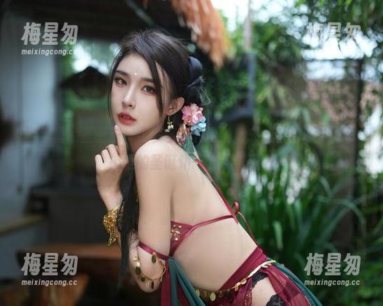 网盘里的圣诞树:余多多Dudu的特辑,就像一块无法抗拒的圣诞饼干,下载吗?-梅星匆 网盘里的圣诞树:余多多Dudu的特辑,就像一块无法抗拒的圣诞饼干,下载吗?-梅星匆