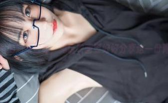看那原图里的短裙起舞，兔玩映画要好好分享这一份青春气息！