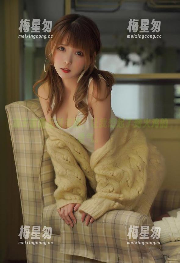 凛子酱的圣诞美图,让我想起了烤火鸡的香气。-梅星匆 凛子酱的圣诞美图,让我想起了烤火鸡的香气。-梅星匆