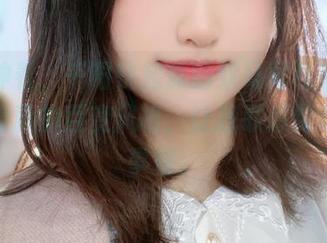 回过神看，千阳快起床的双马尾私拍，图包中隐藏的百变风格，让我联想到奇怪的事情。