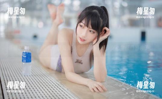 奇怪又迷人,周叽是可爱兔兔的高清写真,把少女心全都扔出去了。-梅星匆 奇怪又迷人,周叽是可爱兔兔的高清写真,把少女心全都扔出去了。-梅星匆
