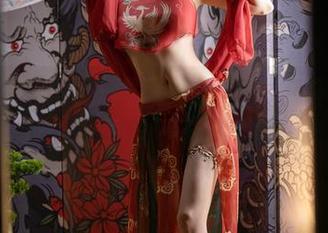 坏露露香宝的乱撞风潮：这套比基尼写真让人不淡定