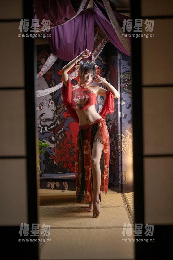 坏露露香宝的乱撞风潮:这套比基尼写真让人不淡定-梅星匆 坏露露香宝的乱撞风潮:这套比基尼写真让人不淡定-梅星匆