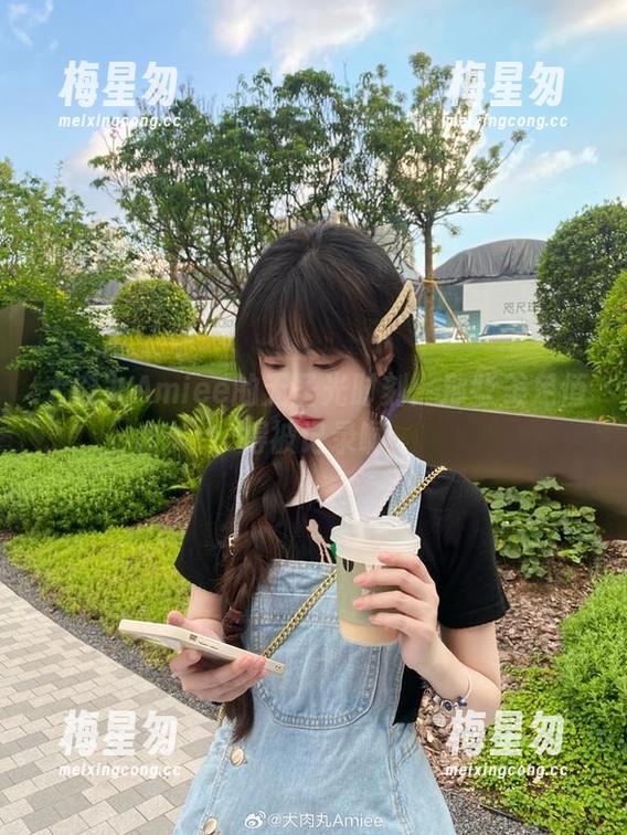 大肉丸Amiee的无圣光时刻:那些美足值得被记录啊-梅星匆 大肉丸Amiee的无圣光时刻:那些美足值得被记录啊-梅星匆
