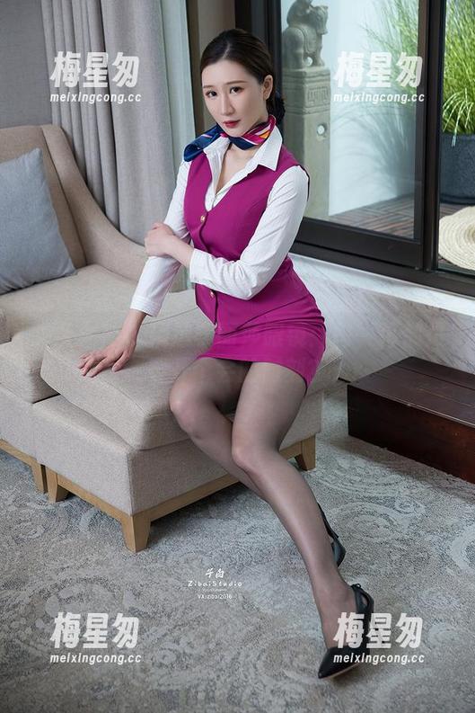 头条女神 - 精选李丽莎眼镜:每一幕都是要开个会的时刻?-梅星匆 头条女神 - 精选李丽莎眼镜:每一幕都是要开个会的时刻?-梅星匆