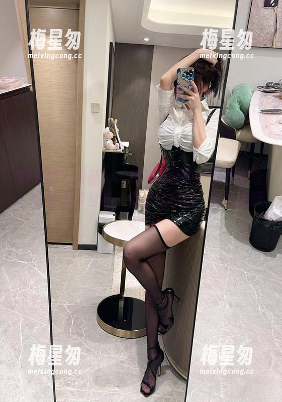 微密圈 - 更新!奔跑的晶骡子的美图集合:红色吊带丝袜,是否让你第一时间陶醉?-梅星匆 微密圈 - 更新!奔跑的晶骡子的美图集合:红色吊带丝袜,是否让你第一时间陶醉?-梅星匆