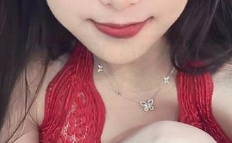 微密圈 - 冲浪？不！奶雯的泳装系列才是重点，快来下载这组美图吧！
