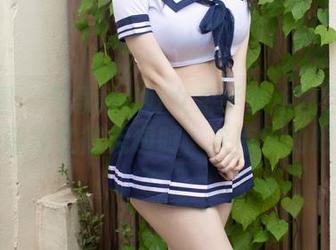 微密圈 - 下载好H好女杀手学姐图包——当课本变得无趣时，来点别的吧！