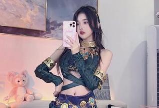 小小奶瓶儿最新全套灰丝，下载即食，注意小心别被瞩目哦！