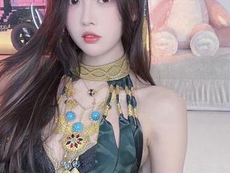 小小奶瓶儿的奶牛套图，高清得根本不敢直视
