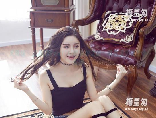 尤物馆 - 孟狐狸FoxYini的私拍之旅:图包里的秘密小乐趣-梅星匆 尤物馆 - 孟狐狸FoxYini的私拍之旅:图包里的秘密小乐趣-梅星匆