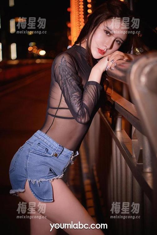 尤蜜荟 - M梦baby的制服写真,恍惚觉得自己被拉入了某个校园剧里,别说了,要是有男主角就更赞了。-梅星匆 尤蜜荟 - M梦baby的制服写真,恍惚觉得自己被拉入了某个校园剧里,别说了,要是有男主角就更赞了。-梅星匆