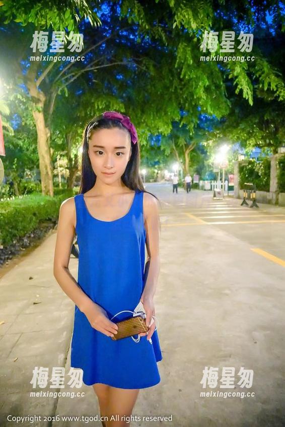 推女神 - 看完艾小青的黑色图片,再也不想回去啦!-梅星匆 推女神 - 看完艾小青的黑色图片,再也不想回去啦!-梅星匆