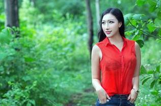 推女郎 - 值得一看，黄可的油亮，搭配个性，如果再加点其他，我真的想天天来！