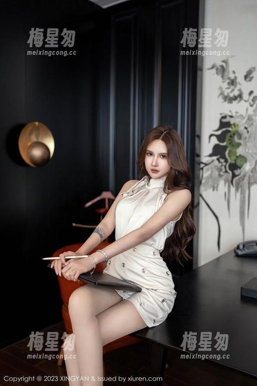 星颜社 - 那些无圣光的细节在易阳Silvia的牛仔裤上,简直会让你唏嘘不已。-梅星匆 星颜社 - 那些无圣光的细节在易阳Silvia的牛仔裤上,简直会让你唏嘘不已。-梅星匆
