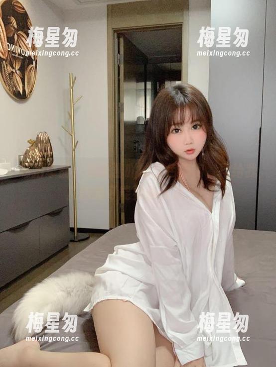 私拍单品:是依酱吖的红色旗袍,再给我几秒我可能要陷入深思!-梅星匆 私拍单品:是依酱吖的红色旗袍,再给我几秒我可能要陷入深思!-梅星匆