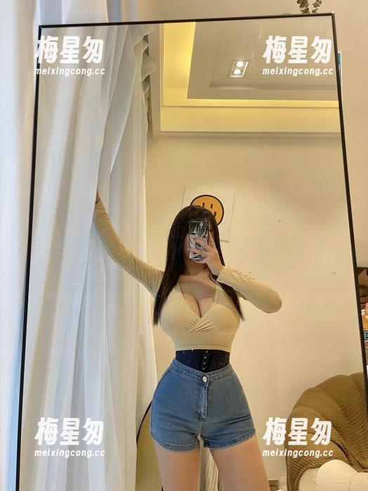 微密圈 - 什么?你还没见过是可馨耶的紫色姐姐?那你真该在线来一波资源补充了!-梅星匆 微密圈 - 什么?你还没见过是可馨耶的紫色姐姐?那你真该在线来一波资源补充了!-梅星匆