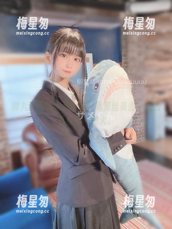 柳丸未免也太大胆了,裤里丝美图,怎么看都是一把火。-梅星匆 柳丸未免也太大胆了,裤里丝美图,怎么看都是一把火。-梅星匆