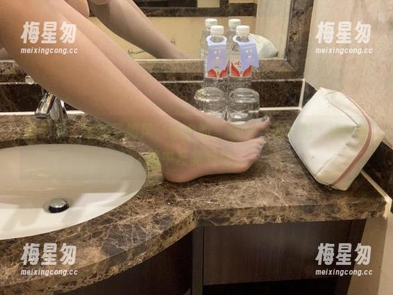 微密圈 - 桃脱了如风,图中的“妹妹”无圣光,却在我脑中反复萦绕。-梅星匆 微密圈 - 桃脱了如风,图中的“妹妹”无圣光,却在我脑中反复萦绕。-梅星匆
