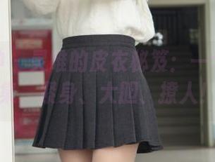梦丝女神 - 灵唯的皮衣秘笈：一个最新合集，紧身、大胆、撩人！