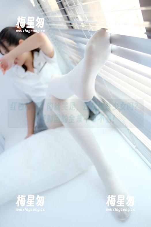 红色校服,肉丝美足,还是这些少女吗?森萝财团的全集不可不看!-梅星匆 红色校服,肉丝美足,还是这些少女吗?森萝财团的全集不可不看!-梅星匆