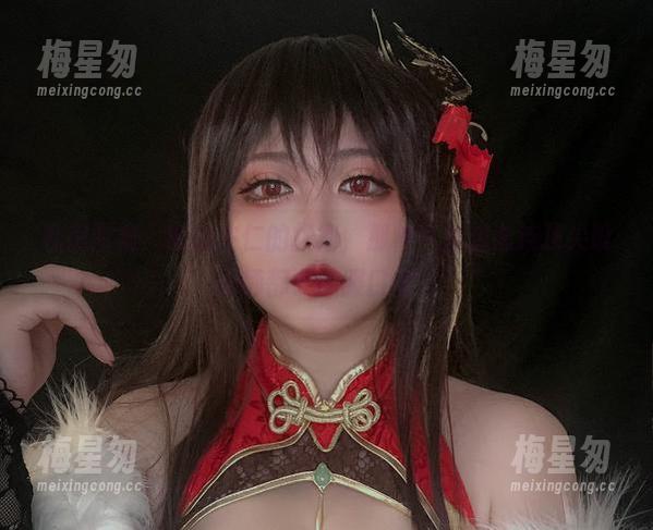 私房图集:椒妮佐仁的旗袍,那种气质想必连顶尖设计师都要心服口服。-梅星匆 私房图集:椒妮佐仁的旗袍,那种气质想必连顶尖设计师都要心服口服。-梅星匆